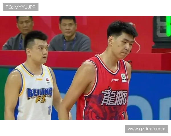 徐昕神勇助广州大胜辽宁 徐昕神勇助广州大胜辽宁